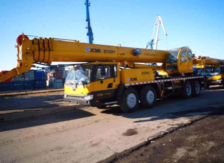 Автокран 50 т XCMG QY50KS