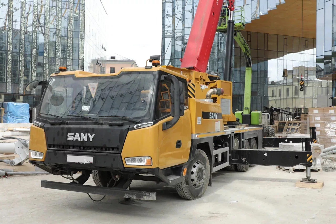 Автокран Sany STC300T5 30 тонн