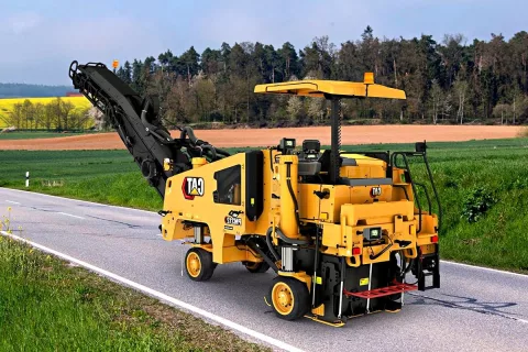 Дорожная фреза Caterpillar PM312