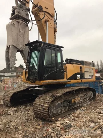 Гусеничный экскаватор-разрушитель Caterpillar 345C UHD