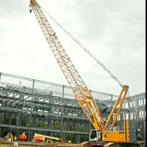 Гусеничный кран 300 т Liebherr LTR 1300