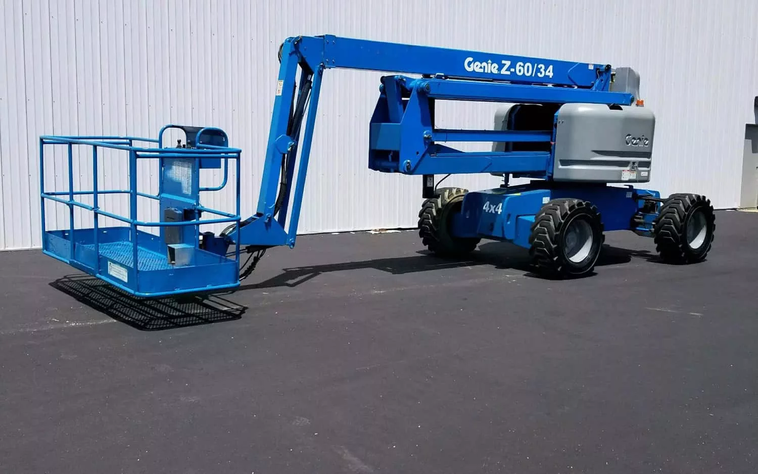 Коленчатый подъёмник Genie Z-60/34