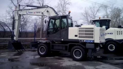 Колёсный экскаватор Terex WX 200