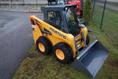 Мини-погрузчик Mustang 1900R