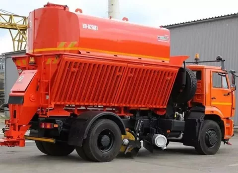 Поливомоечная машина на базе КАМАЗ КО-829Д1 10 м3