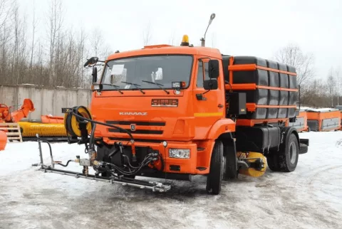Поливомоечная машина на базе КАМАЗ МКДУ-3 12 м3