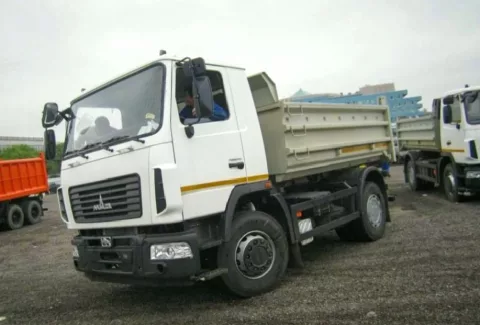Самосвал МАЗ 5550В3